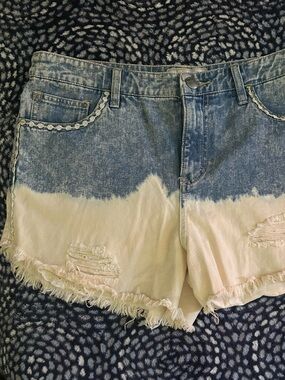 Free People Two-Tone Blue and Cream Dip-Dye Denim Shorts
